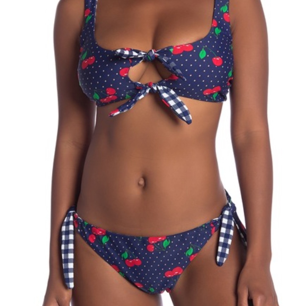NWT JUICY COUTURE Reversible Swim Bikini Set - Picture 2 of 10